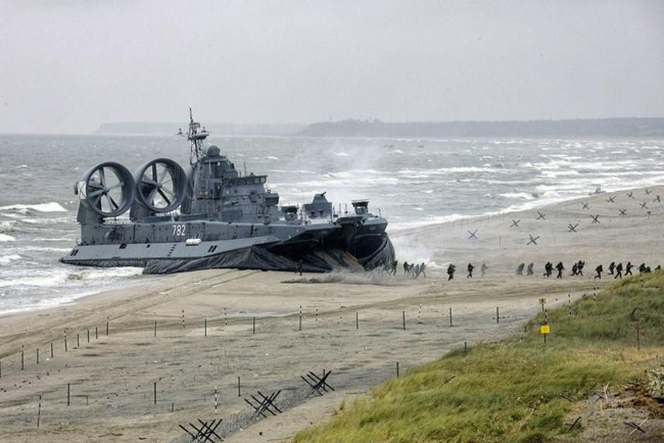 Zapad 99