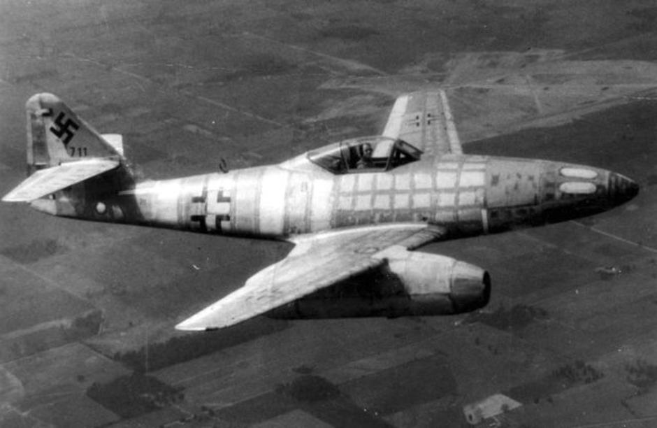 Me-262