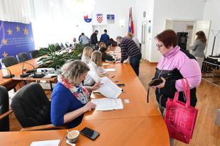 Ministar Piletić najavio raspored isplate ’13. mirovine’