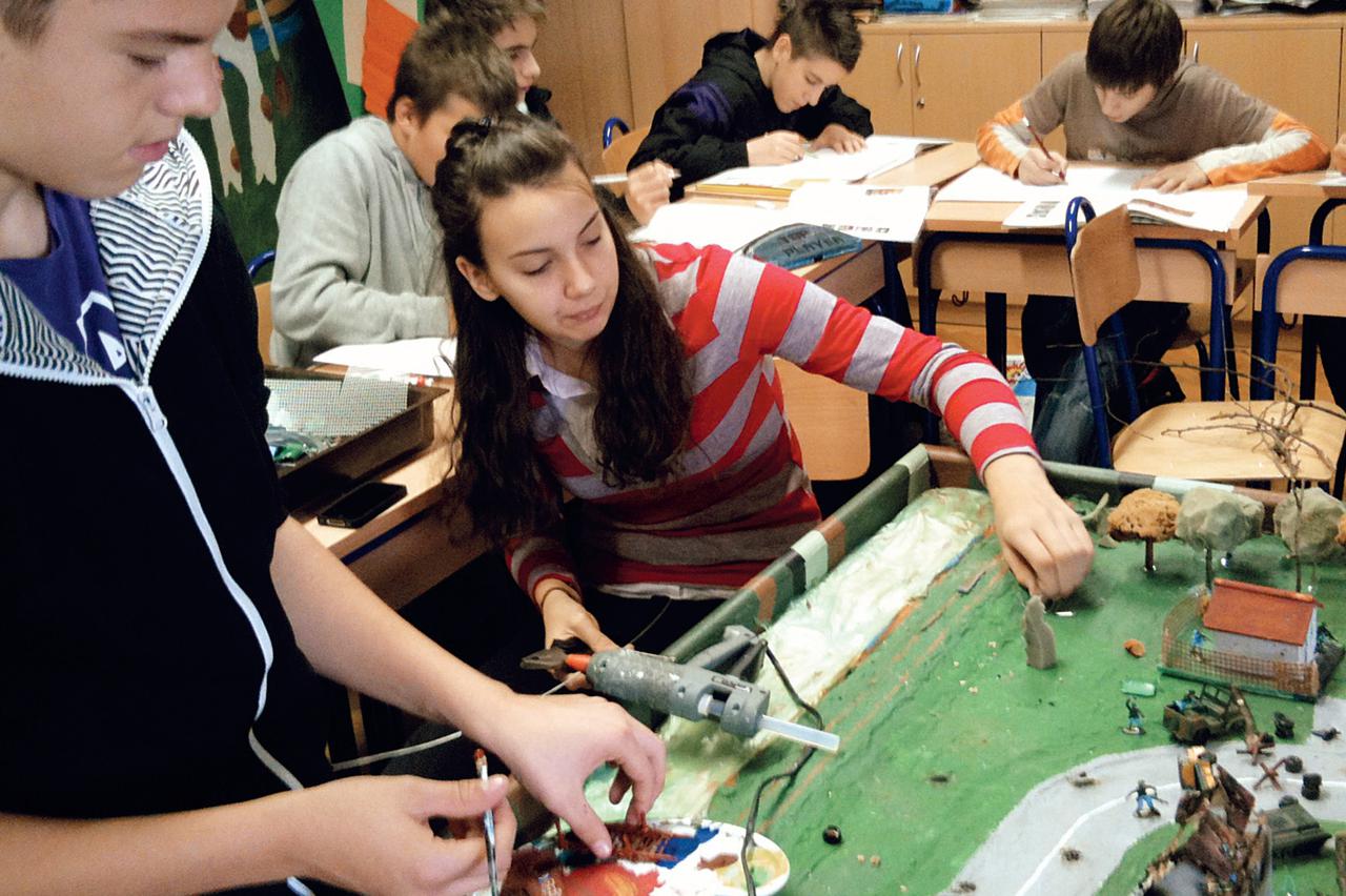 Vojna povijest u osnovnim školama