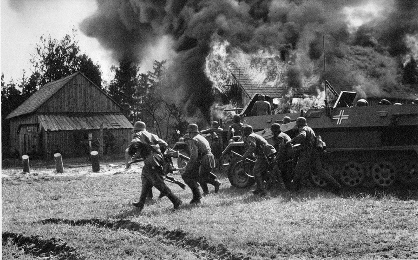 Начало войны гитлеровской германии. Вторжение Германии в Польшу 1 сентября 1939. Нападение третьего рейха на Польшу.